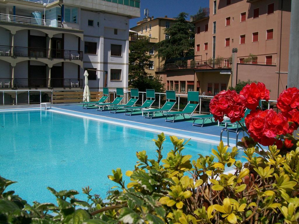 Grand Hotel Ambasciatori Wellness & Spa Chianciano Terme Exterior foto